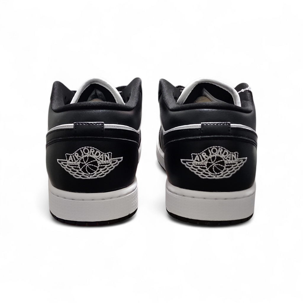 Air Jordan 1 Low Black / White