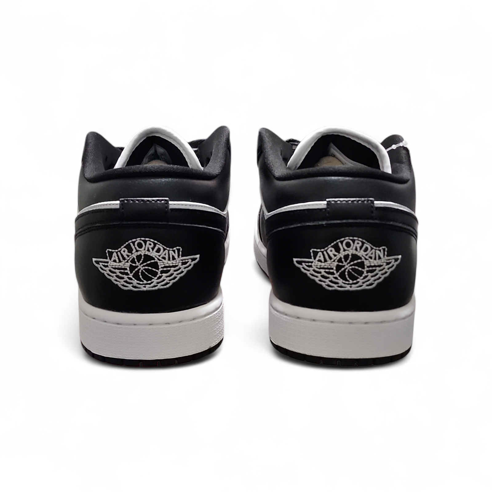 Air Jordan 1 Low Black / White