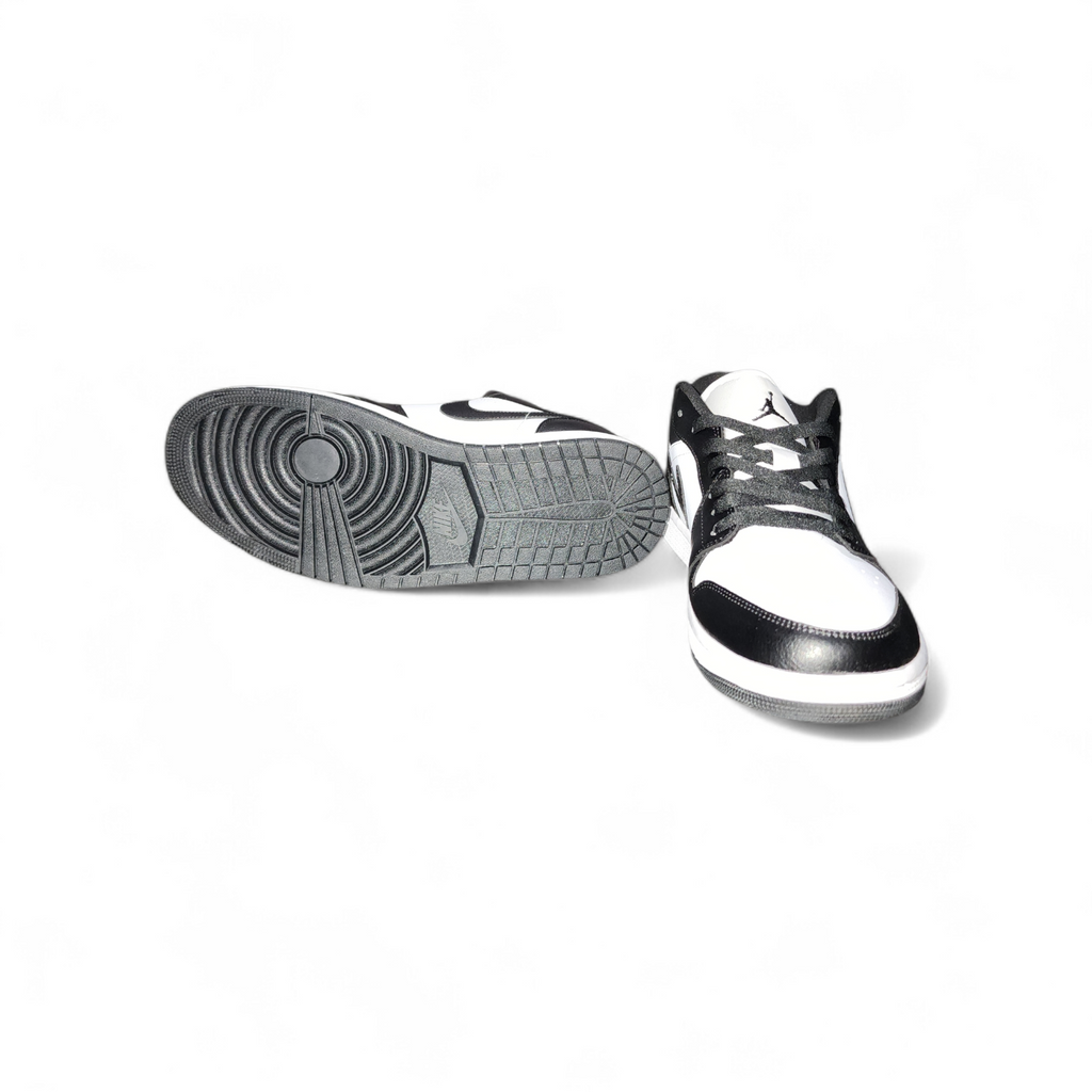 Air Jordan 1 Low Black / White